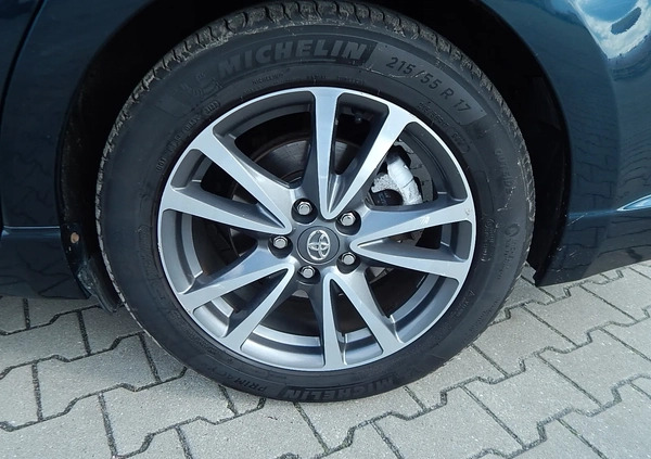 Toyota Avensis cena 31900 przebieg: 228228, rok produkcji 2014 z Drezdenko małe 466